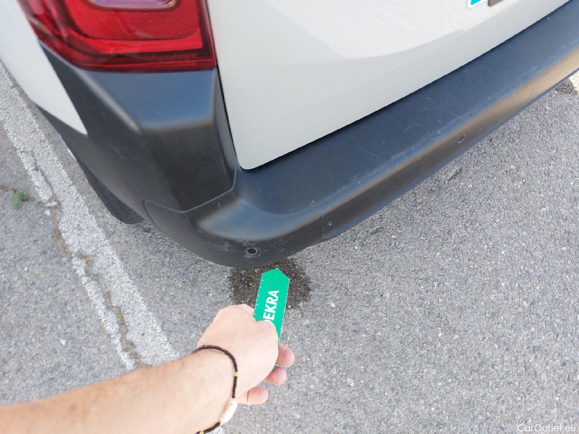  Citroen  Berlingo CITROEN  / 2018 / 5P / monovolumen compacto Talla M PureTech 110 S&S FEEL #11