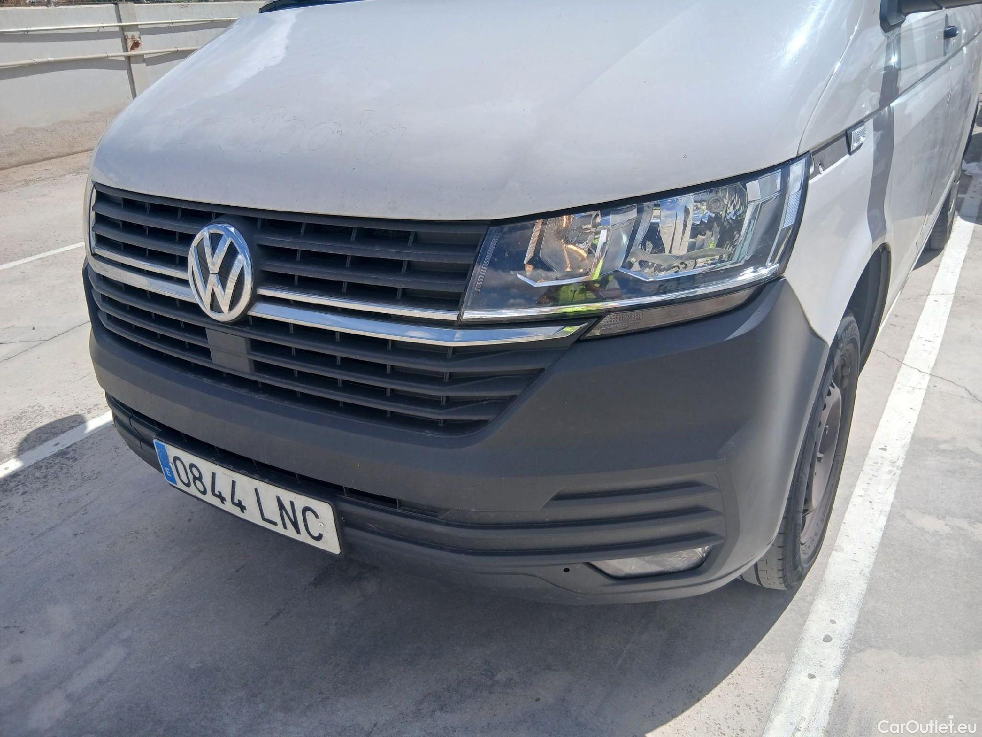  Volkswagen  Transporter VOLKSWAGEN  / 2020 / 4P / combi Kombi Corto TN 2.0 TDI 81kW (110CV) BMT #14