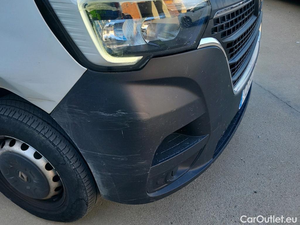  Renault  Master RENAULT  / 2019 / 4P / combi Combi 9 L2H2 3500 En B dCi 110kW #49