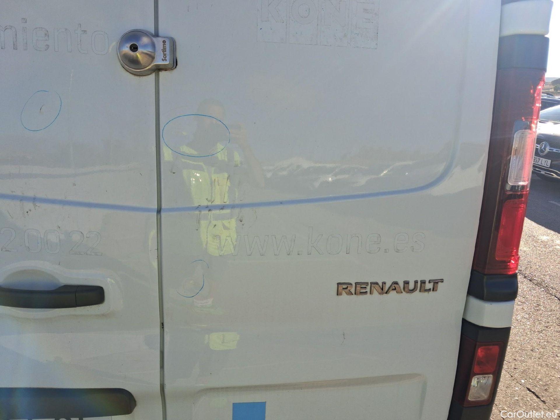  Renault  Trafic RENAULT  / 2019 / 4P / furgón Furgón 27 L1H1 Energy Blue dCi 70 kW- SS #27