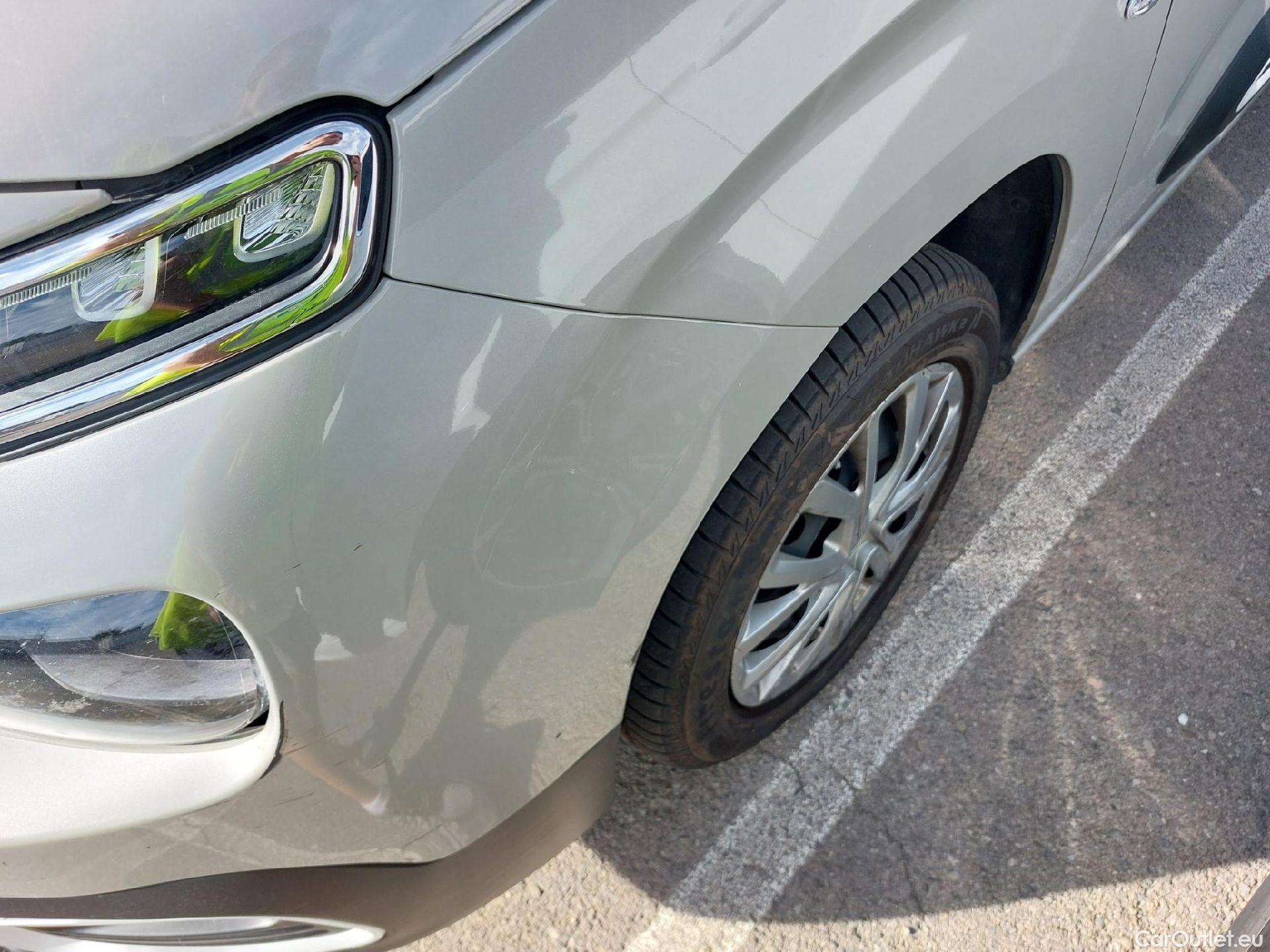  Citroen  Berlingo CITROEN  / 2018 / 5P / monovolumen compacto Talla M PureTech 110 S&S FEEL #7