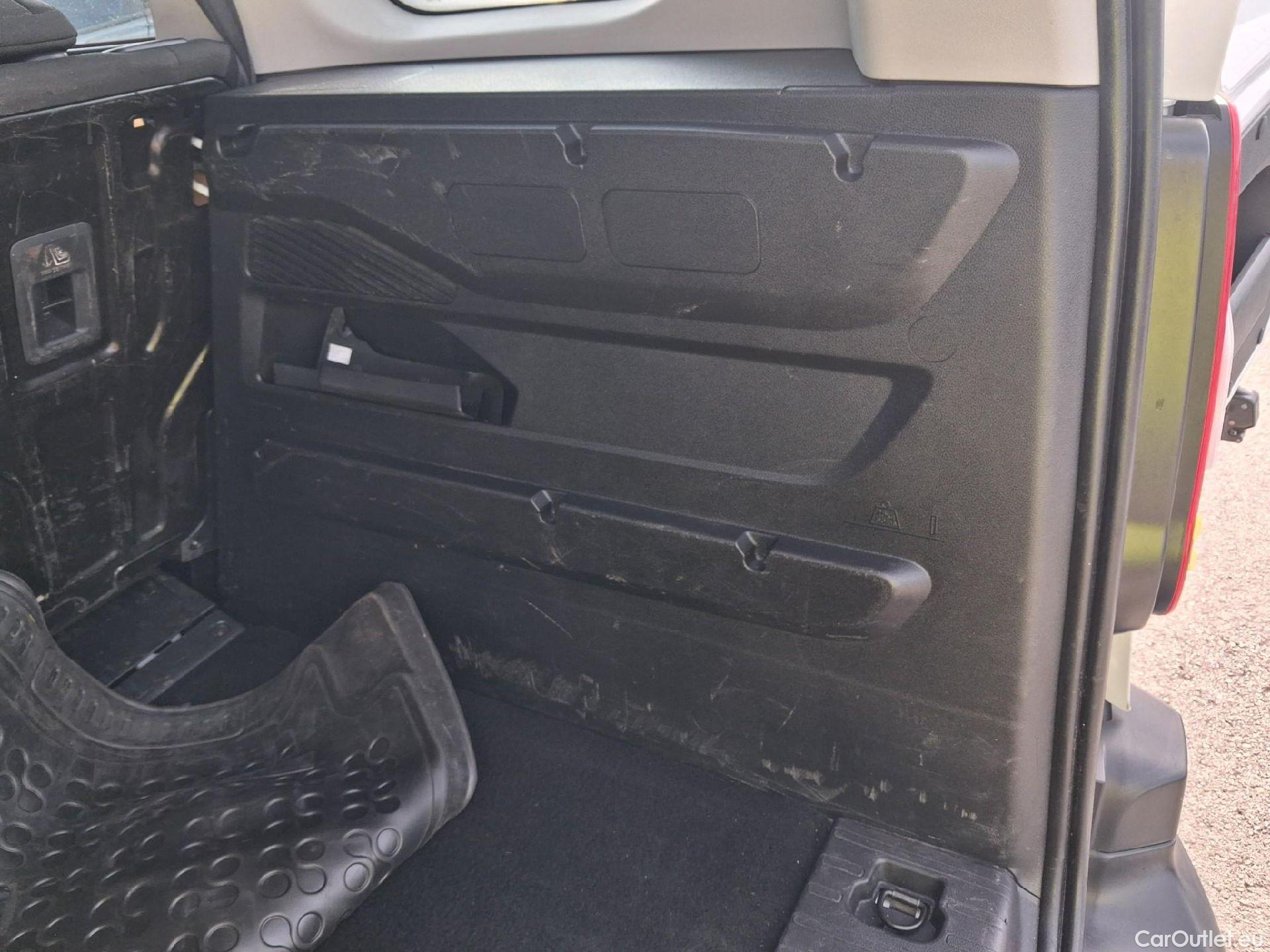  Opel  Combo OPEL  Life / 2018 / 4P / monovolumen compacto 1.5 TD 56kW (75CV) Expression L #38