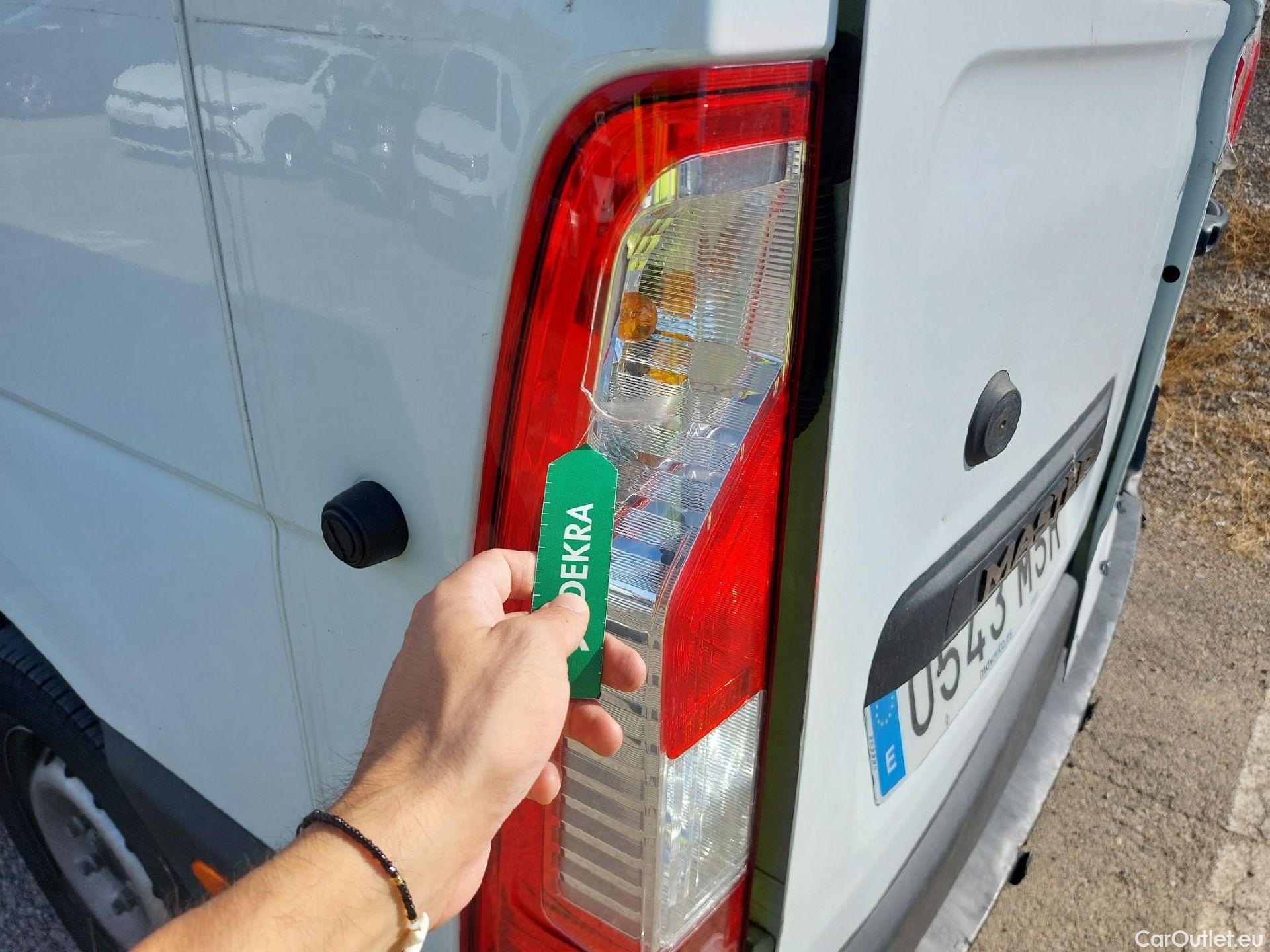  Renault  Master RENAULT  / 2019 / 4P / furgón Furgón T L3H2 3500 Bl dCi 99kW(135CV) #36