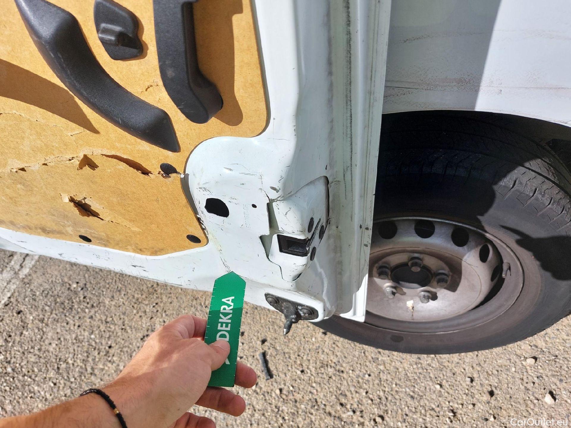  Renault  Master RENAULT  / 2019 / 4P / furgón Furgón T L3H2 3500 Bl dCi 99kW(135CV) #18