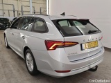  Skoda  Octavia Škoda  Combi 1.0 TSI Greentech Business Edition 5d #31