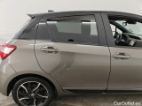  Toyota  Yaris Toyota  1.5 Hybrid Bi-Tone Plus Automaat 5d #18