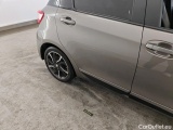  Toyota  Yaris Toyota  1.5 Hybrid Bi-Tone Plus Automaat 5d #51