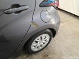  Toyota  Yaris Toyota  Hybrid 115 Active 5d #33