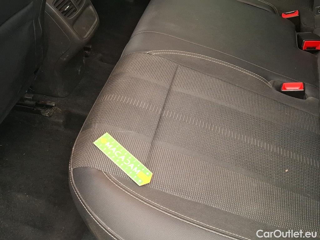  Opel   Grandland X Grandland X Business Elegance 1.5 130CV BVA8 6E #18