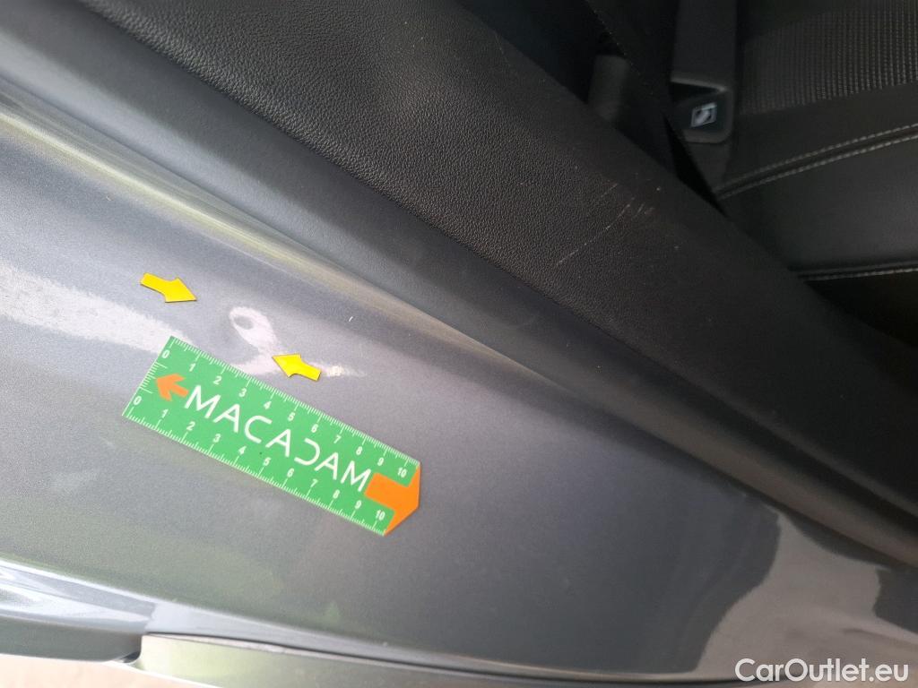  Opel   Grandland X Grandland X Business Elegance 1.5 130CV BVA8 6E #10