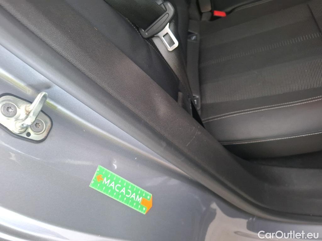  Opel   Grandland X Grandland X Business Elegance 1.5 130CV BVA8 6E #12