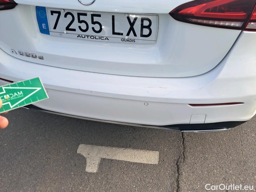  Mercedes  A-Klasse MERCEDES-BENZ Clase A / 2018 / 5P / berlina con portón A 220 d #8