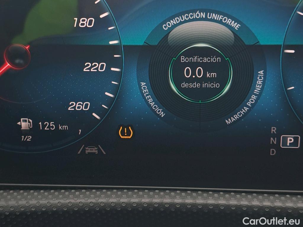  Mercedes  A-Klasse MERCEDES-BENZ Clase A / 2018 / 5P / berlina con portón A 220 d #22