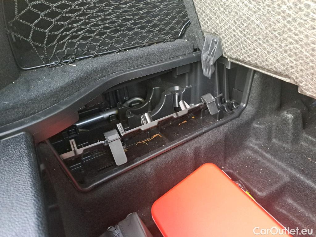  Mercedes  G-Klasee MERCEDES-BENZ GLC Coupé / 2019 / 5P / coupé GLC 220 d 4MATIC #11