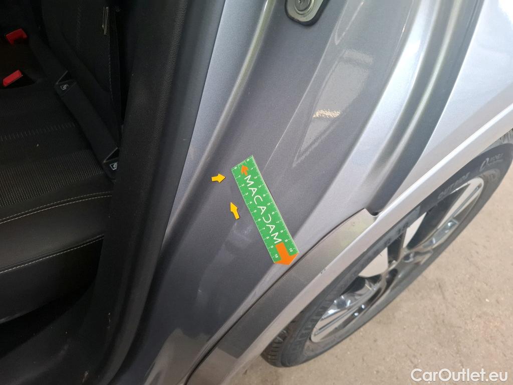  Opel   Grandland X Grandland X Business Elegance 1.5 130CV BVA8 6E #3
