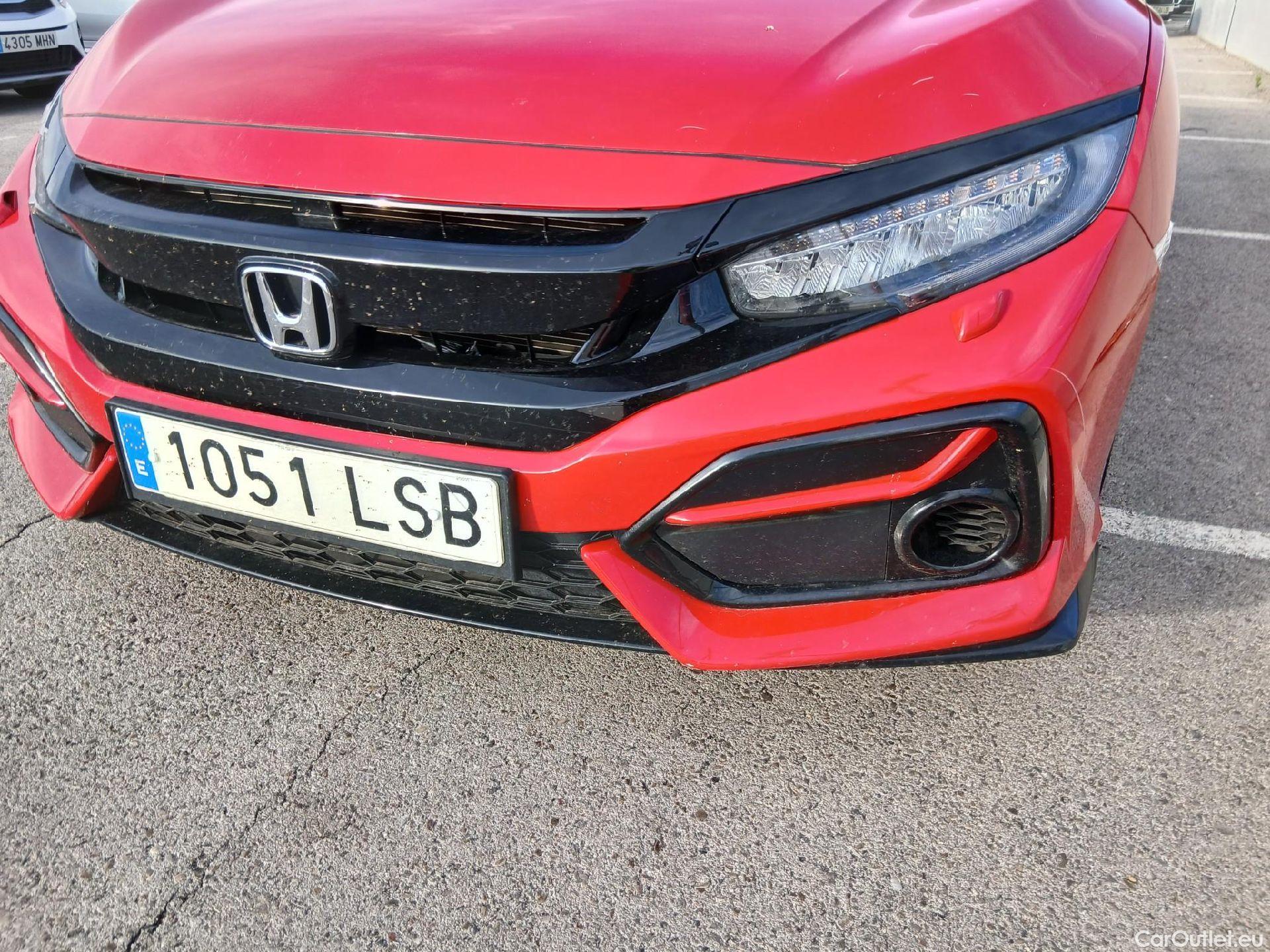  Honda  Civic HONDA  / 2019 / 5P / berlina con portón 1.0 I-VTEC TURBO COMF SPORT LINE #13