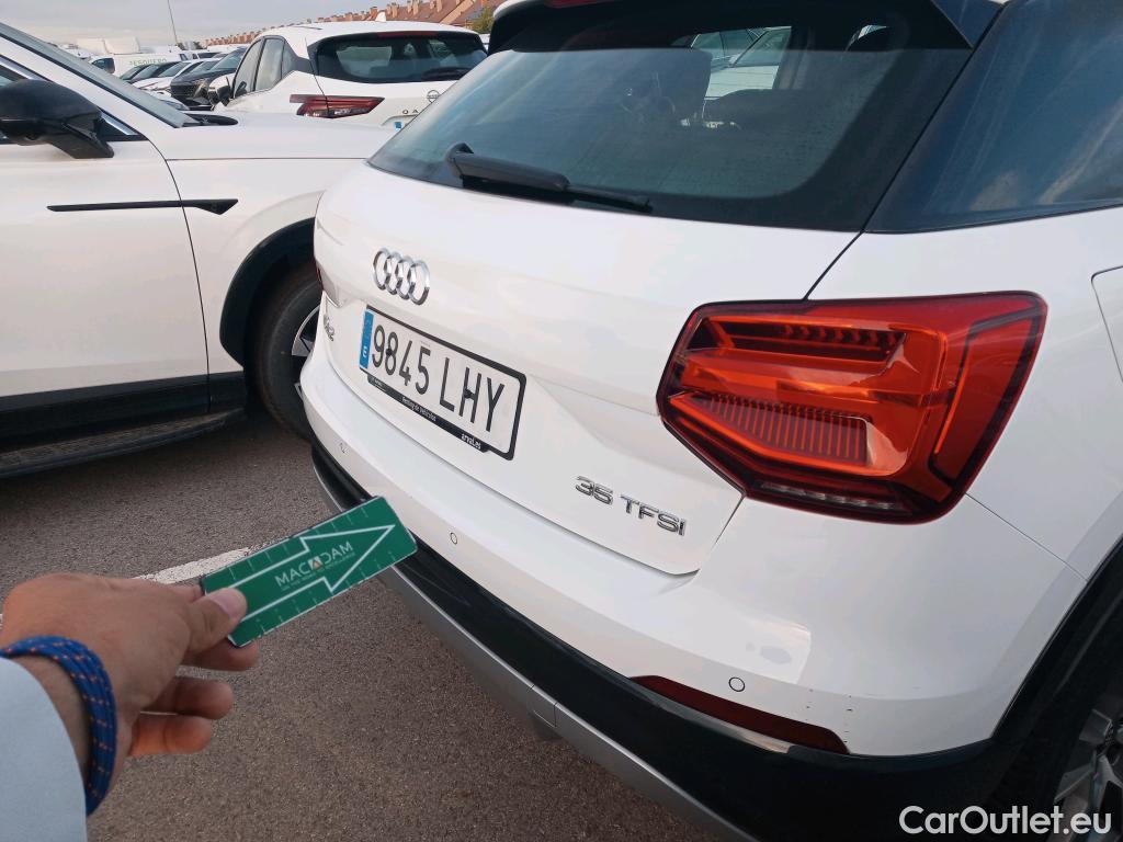 Audi  Q2 AUDI  / 2016 / 5P / todoterreno Design 35 TFSI 110kW (150CV) S tronic #3
