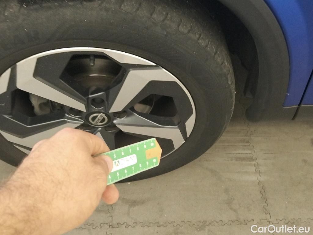  Nissan  Qashqai NISSAN  / 2021 / 5P / todoterreno DIG-T 103kW mHEV 4x2 N-GO(SP) #10
