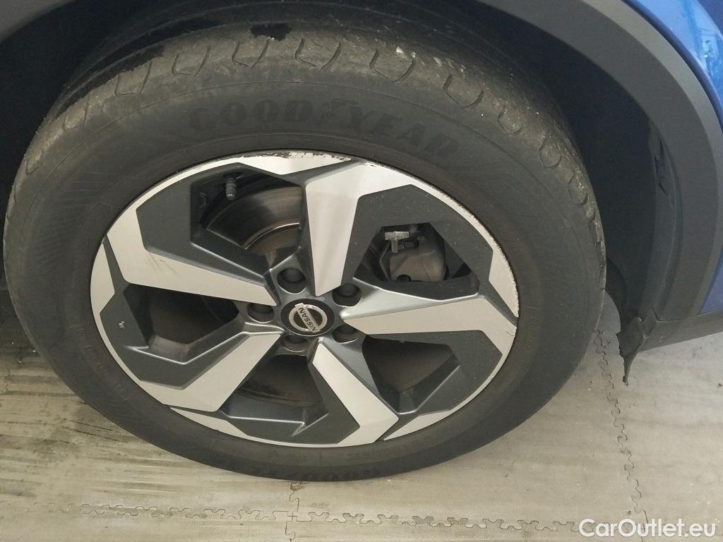  Nissan  Qashqai NISSAN  / 2021 / 5P / todoterreno DIG-T 103kW mHEV 4x2 N-GO(SP) #1
