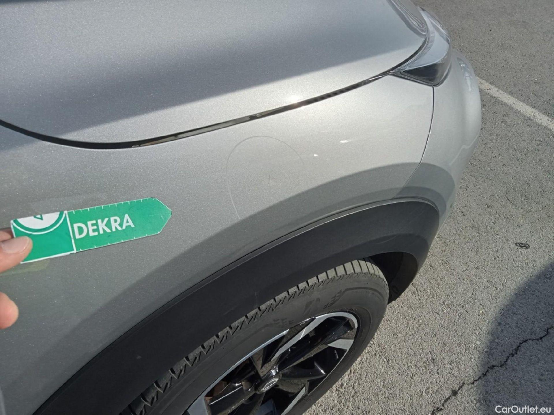  Nissan  Juke NISSAN  / 2019 / 5P / crossover 1.6 Hybrid 105kW (145CV) N-Connecta #26