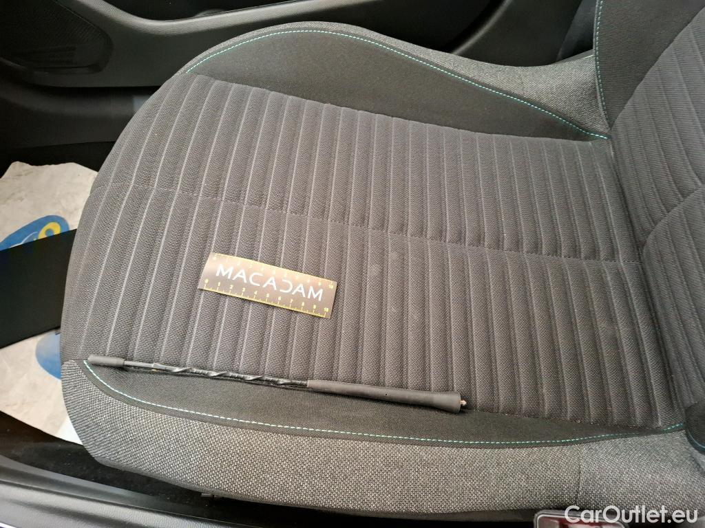  Peugeot  208  Style 1.2 PureTech 75CV BVM5 E6d #1
