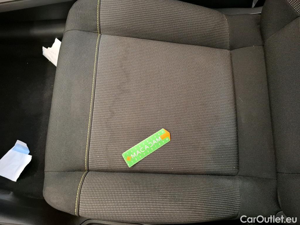  Citroen  C3  Plus 1.2 PureTech 80CV BVM5 6E #16