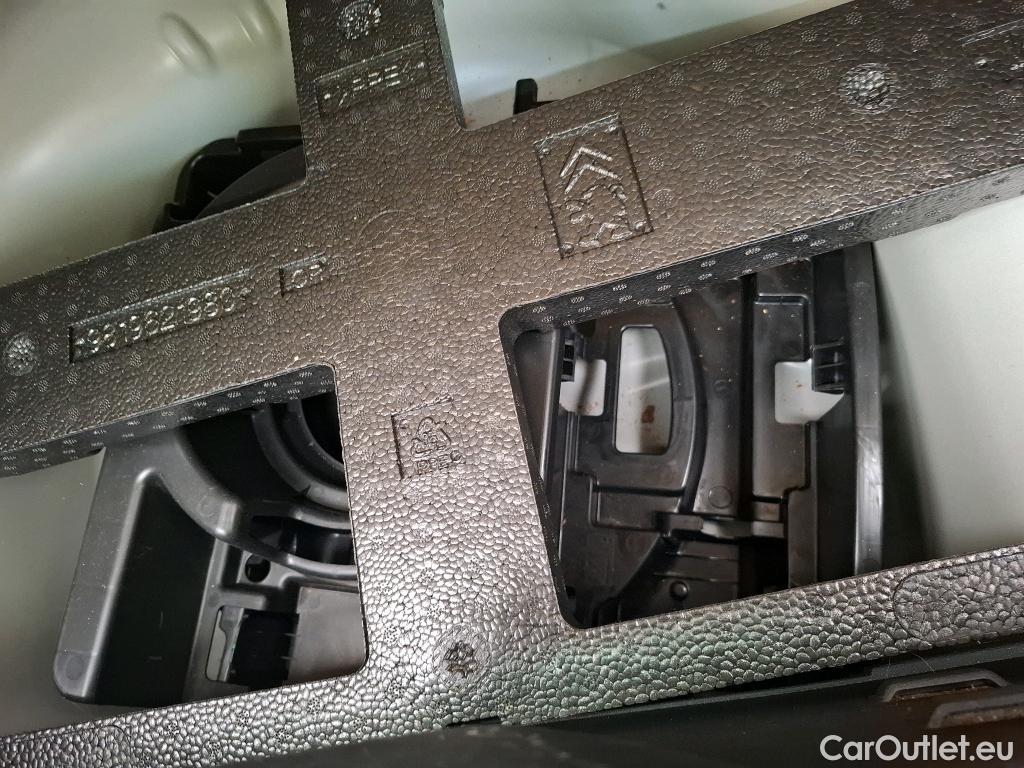  Citroen  C3 CITROEN  Société / 2020 / 5P / Berline PureTech 83 S&S BVM Feel Nav #18