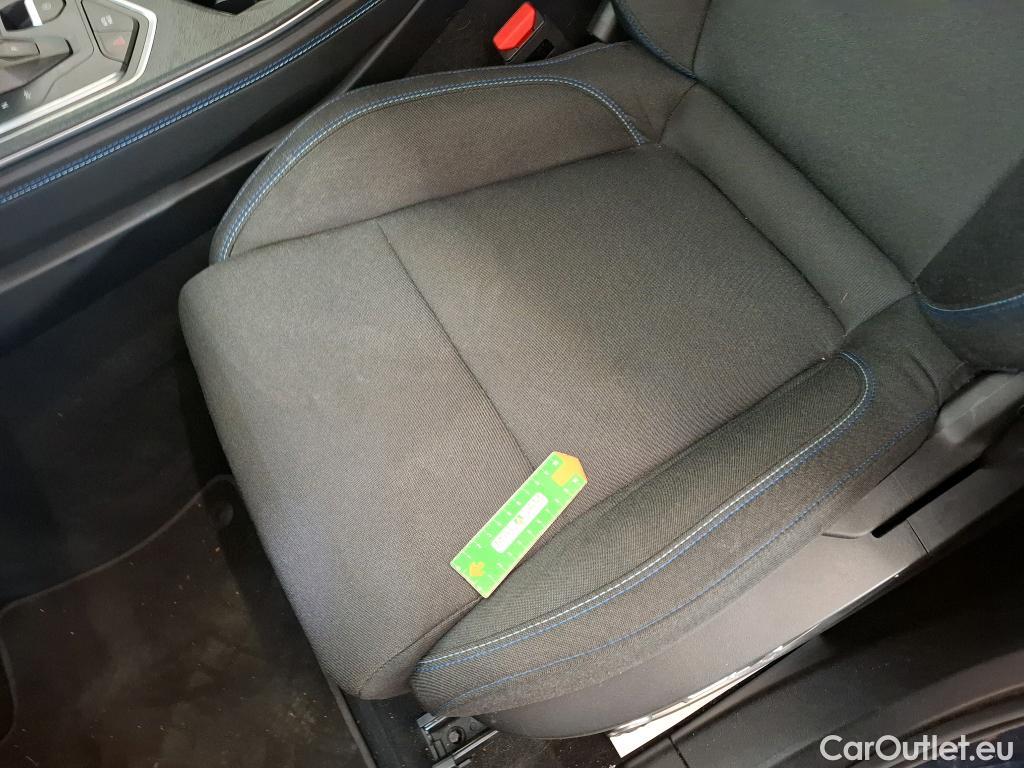  LYNK & Co  01 LYNK CO  2020 5P SUV 1 5 261ch  Hybride Rechargeable #39