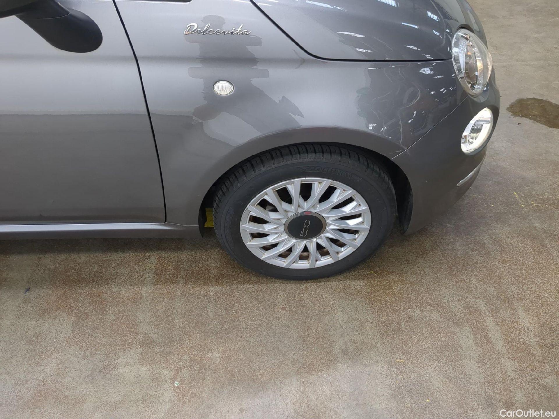  Fiat  500 FIAT  / 2015 / 3P / Berline 1.0 70ch BSG Dolcevita #17