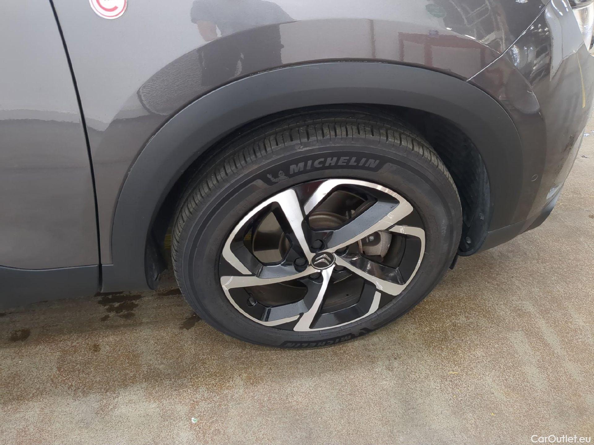  Citroen  C5 Aircross CITROEN  / 2018 / 5P / SUV Hybrid 225 ë-EAT8 C-Series(SP) #11