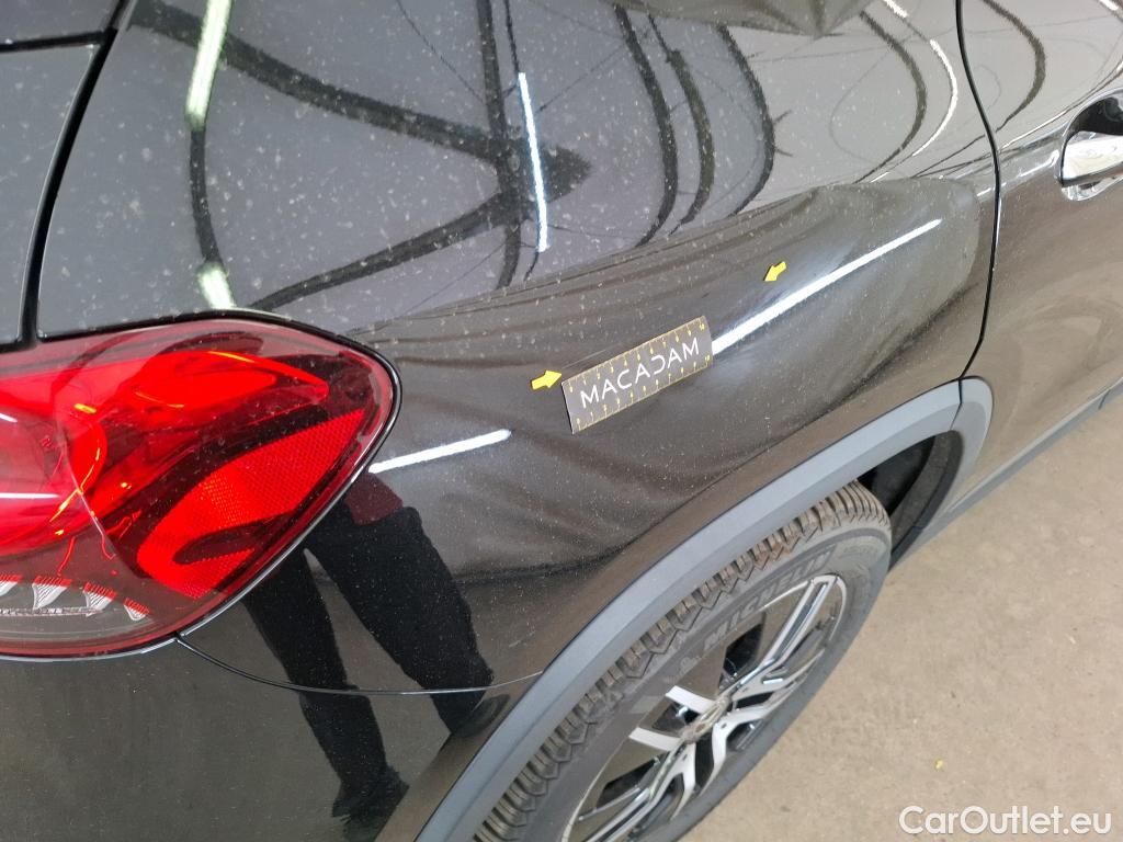  Mercedes  GLA MERCEDES-BENZ  / 2020 / 5P / SUV 1.3  200 PROGRESSIVE LINE DCT #33