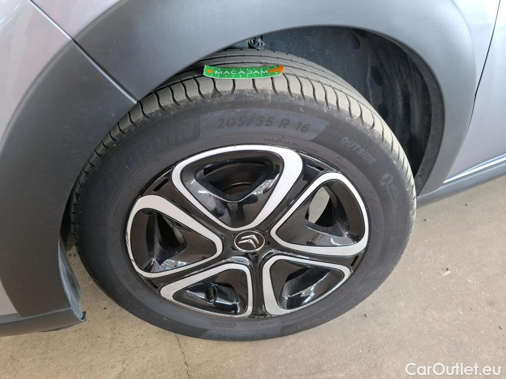 Citroen  C3  Plus 1.2 PureTech 80CV BVM5 6E #12
