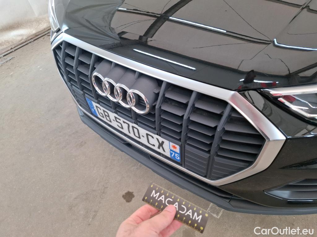  Audi  Q3 AUDI  / 2018 / 5P / SUV 45 TFSI E 245 S TRONIC BUSINESS LINE #1