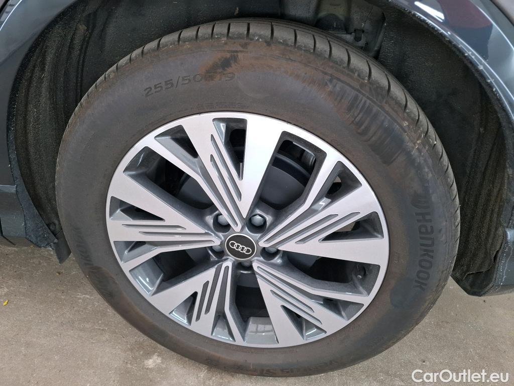  Audi  Q4 E-Tron  45 e-tron Avus BVA #3