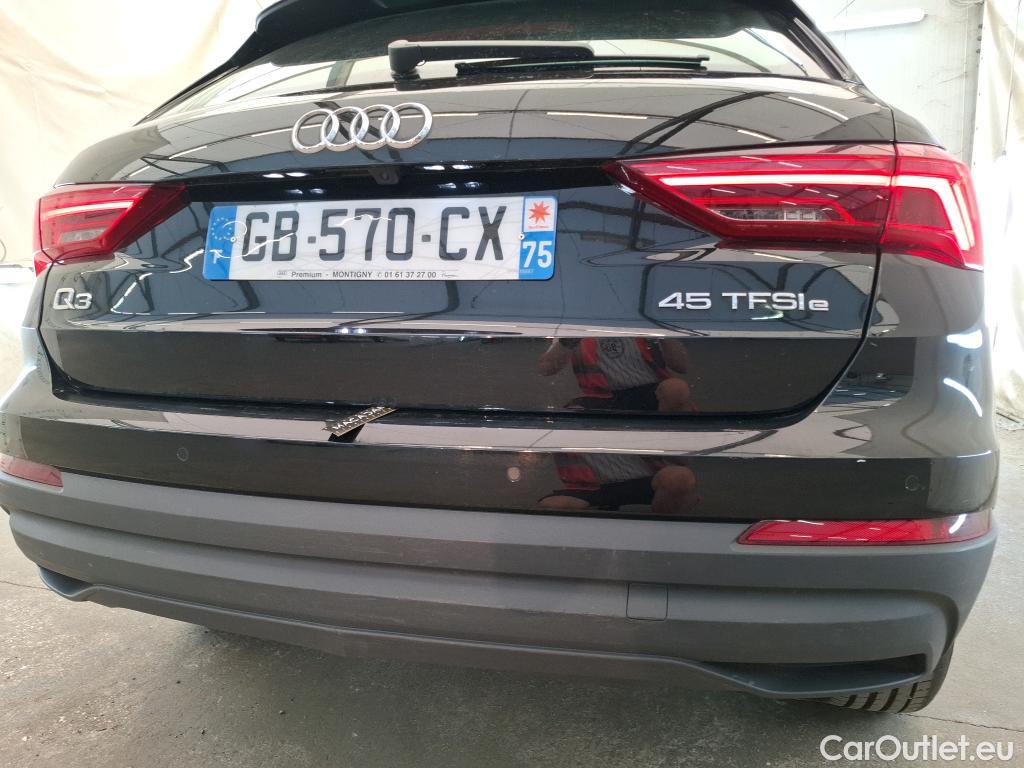  Audi  Q3 AUDI  / 2018 / 5P / SUV 45 TFSI E 245 S TRONIC BUSINESS LINE #9