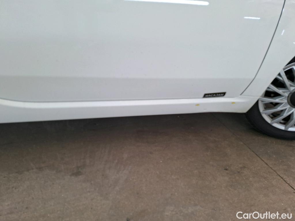  Fiat  500 FIAT  / 2015 / 3P / Berline 1.0 70ch BSG Dolcevita #10