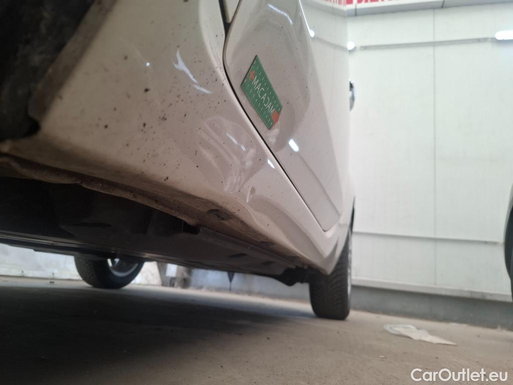  Fiat  500 FIAT  / 2015 / 3P / Berline 1.0 70ch BSG Dolcevita #9