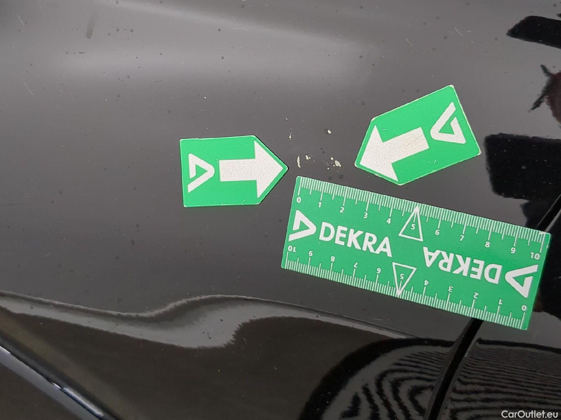  Peugeot  208  (e-) Allure Pack 50kWh BVA #19