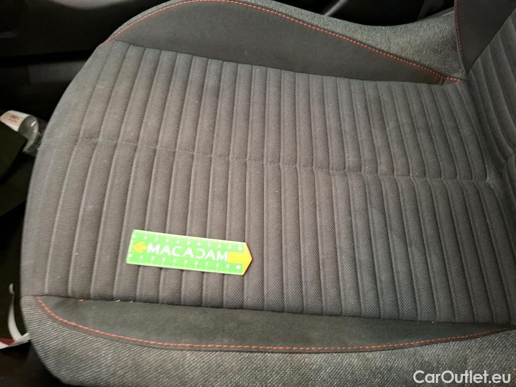  Peugeot  2008  (e-) Active Pack 50kWh BVA #54