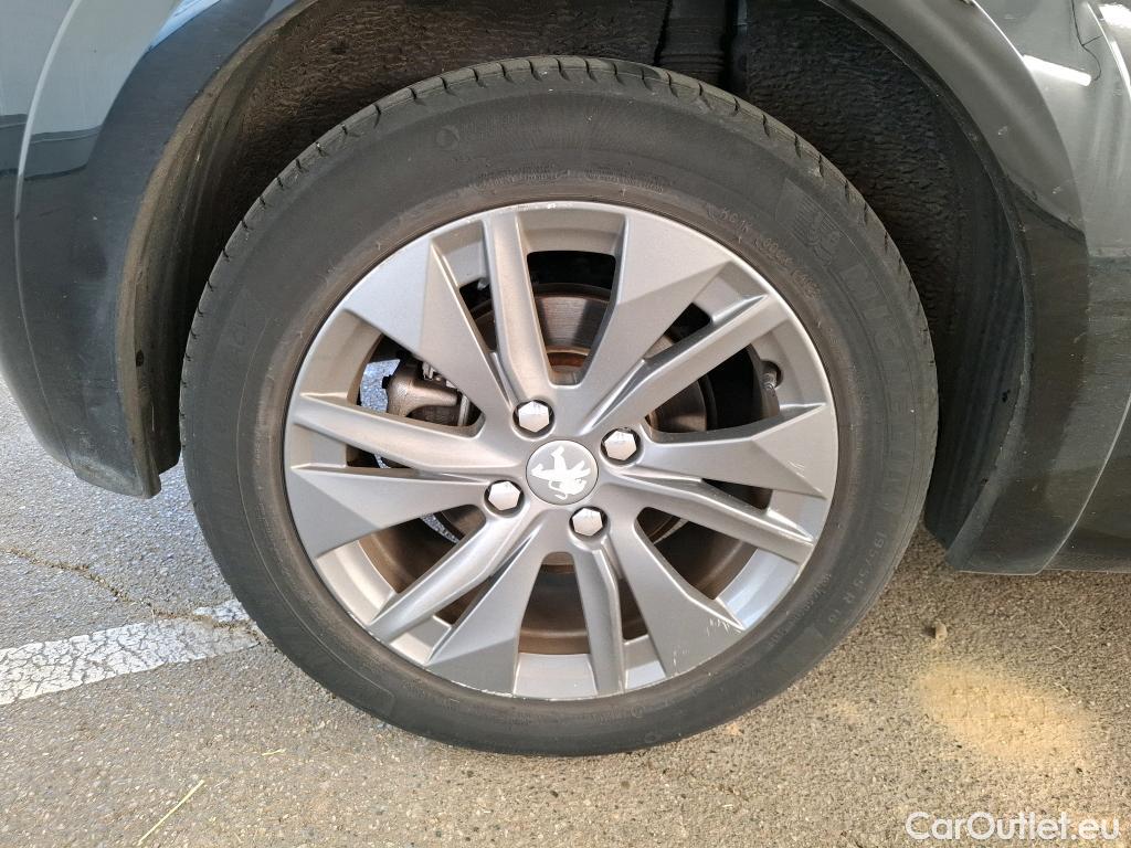  Peugeot  208  (e-) Allure Pack 50kWh BVA #20