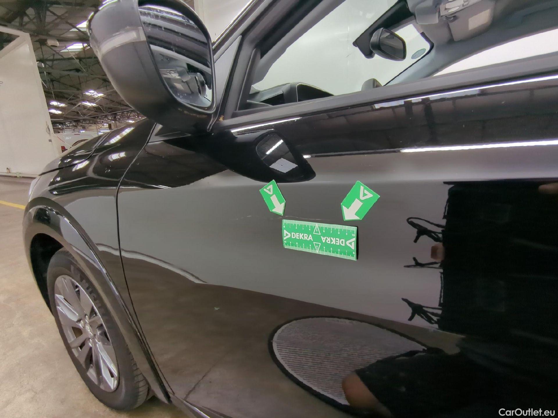  Peugeot  208  (e-) Allure Pack 50kWh BVA #20