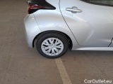  Toyota  Yaris TOYOTA  / 2020 / 5P / BERLINA HYBRID BUSINESS MY20 #74