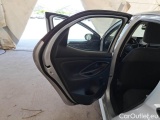  Toyota  Yaris TOYOTA  / 2020 / 5P / BERLINA HYBRID BUSINESS MY20 #81