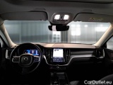  Volvo  XC60 VOLVO  / 2021 / 5P / SUV T6 PLUG-IN AWD AUTO CORE #3