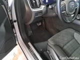  Volvo  XC60 VOLVO  / 2021 / 5P / SUV T6 PLUG-IN AWD AUTO CORE #135