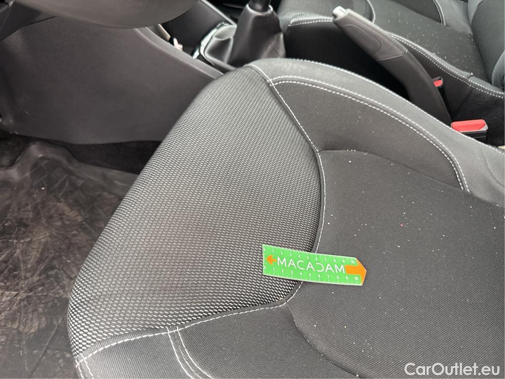  Renault  Clio  IV Air MediaNav 1.5 dCi 90CV BVM5 E6 #13