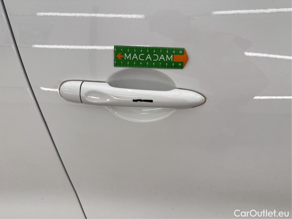  Renault  Clio  IV Air MediaNav 1.5 dCi 90CV BVM5 E6 #22