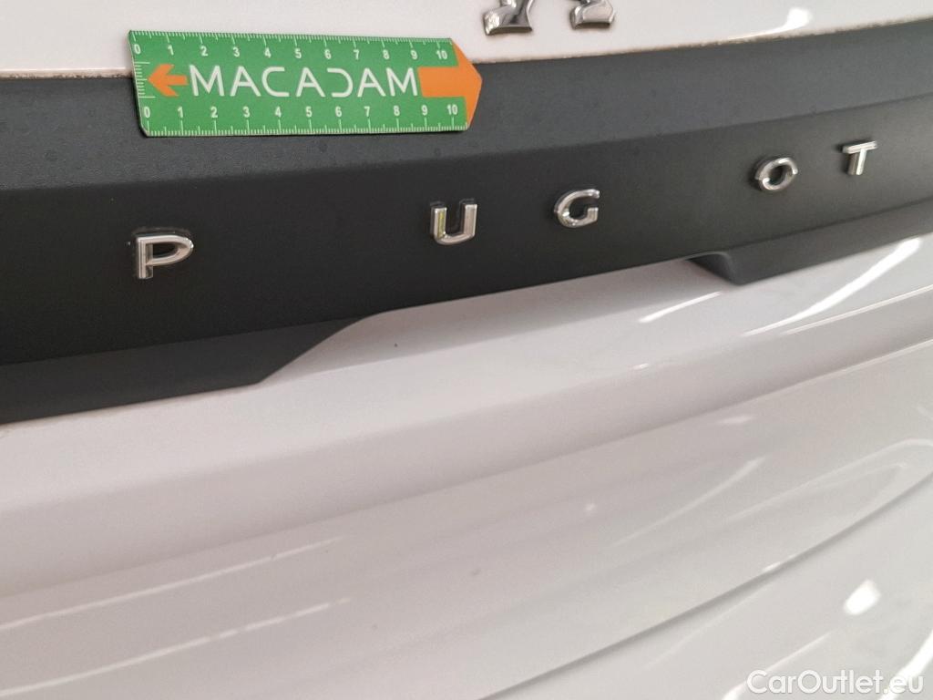  Peugeot  208  Premium 1.2 PureTech 75CV BVM5 E6d #13