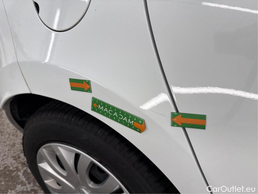  Renault  Clio  IV Air MediaNav 1.5 dCi 90CV BVM5 E6 #19