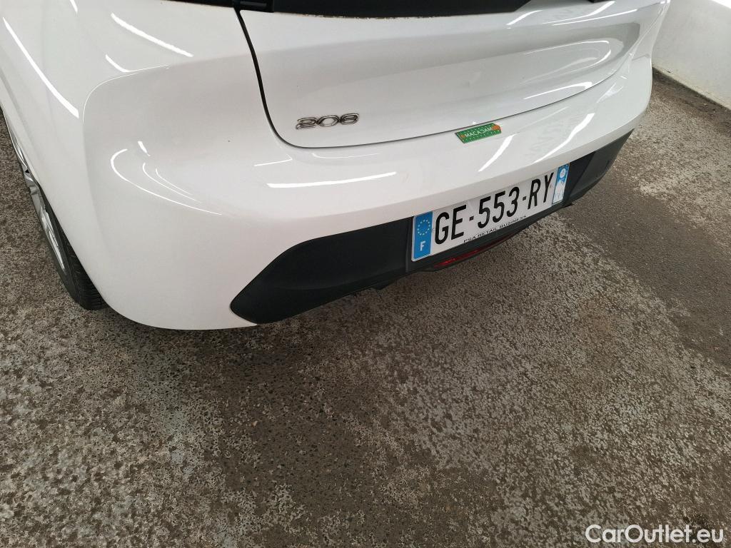  Peugeot  208  Premium 1.2 PureTech 75CV BVM5 E6d #1